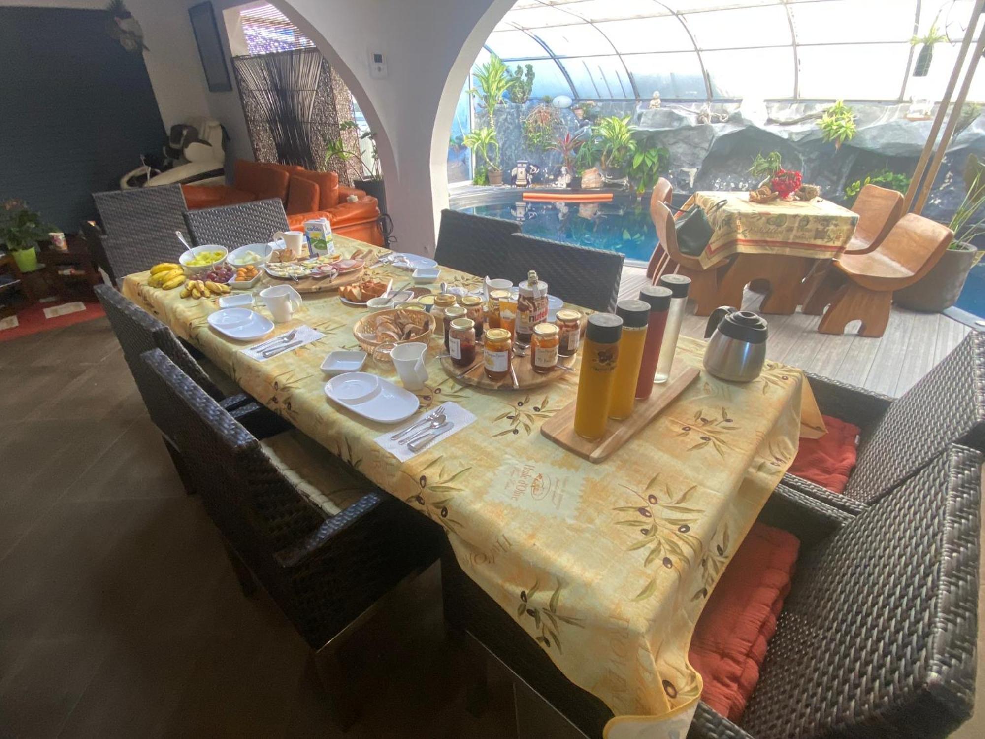 Ti Kaz Lo Ker Chambre D'Hote Chez L'Habitant Сен-Жозеф Екстериор снимка